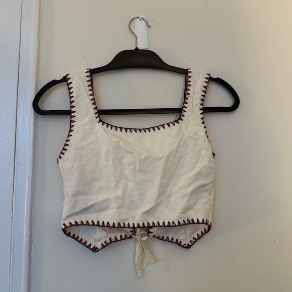 ❌ SOLD ❌ Cider Cotton-blend Square Neck Top with Floral Embroidery - Picture 7 of 7